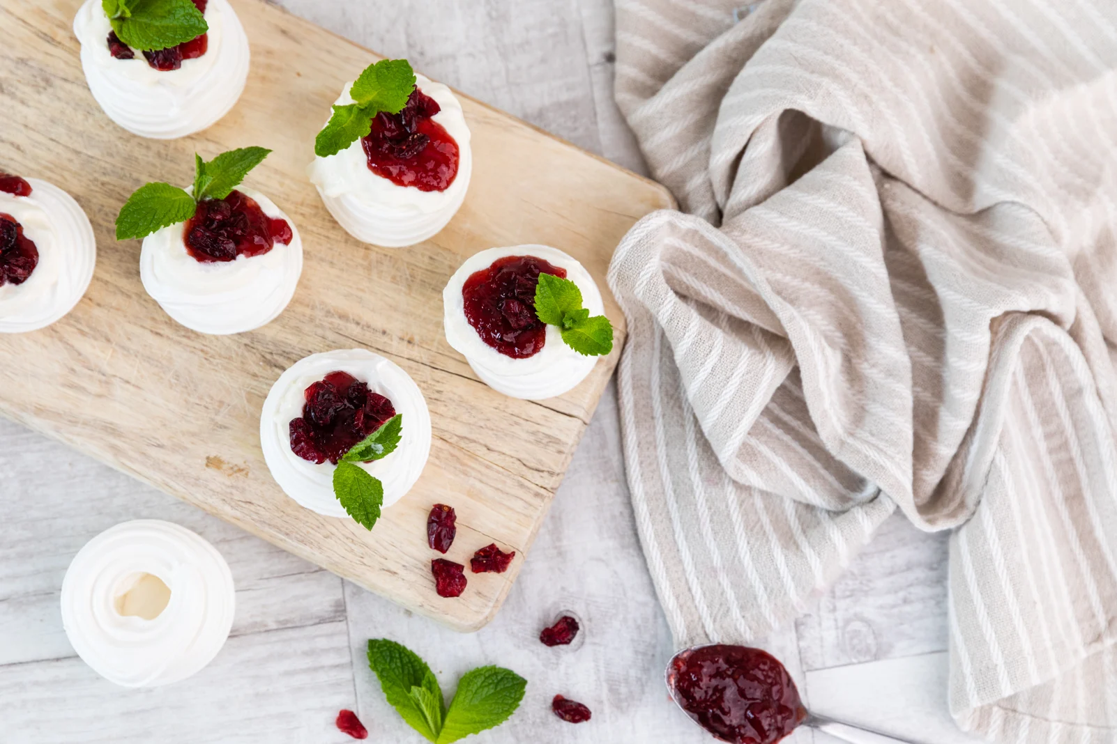 Mini Cranberry and Port Wine Pavlovas