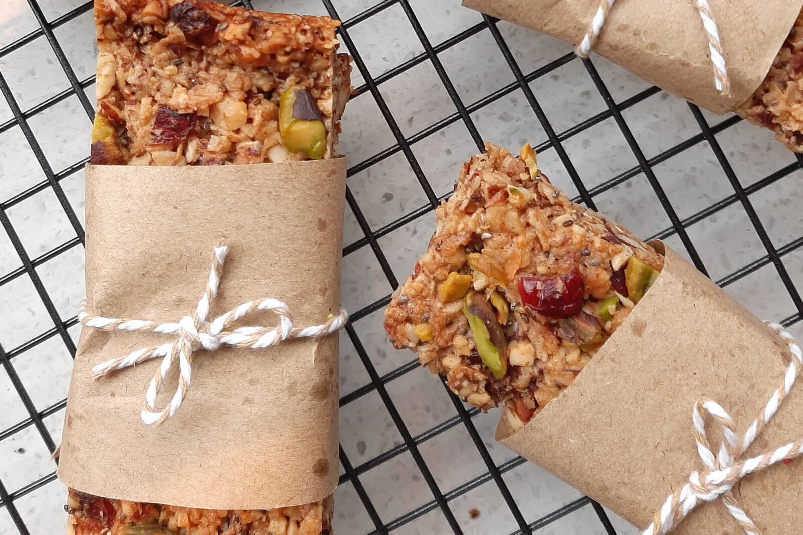 Cranberry & Pistachio Muesli Bars (or Granola)